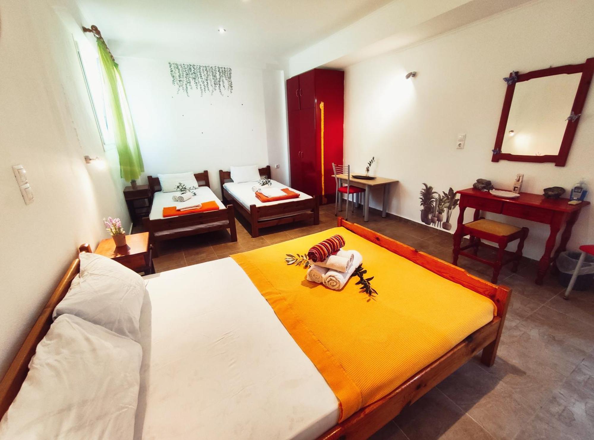 Rena'S Rooms Μελίντα Melinta Phòng bức ảnh